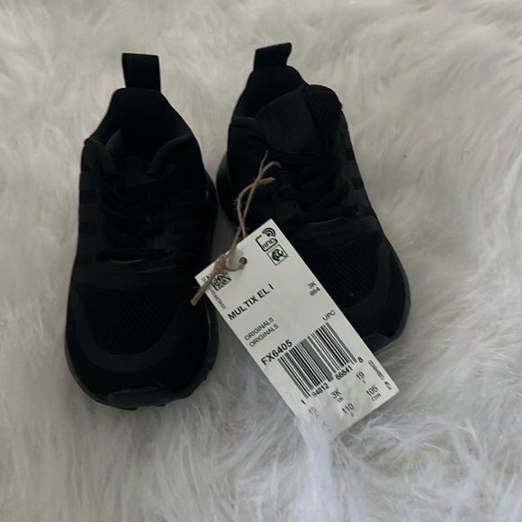 adidas Other - Adidas